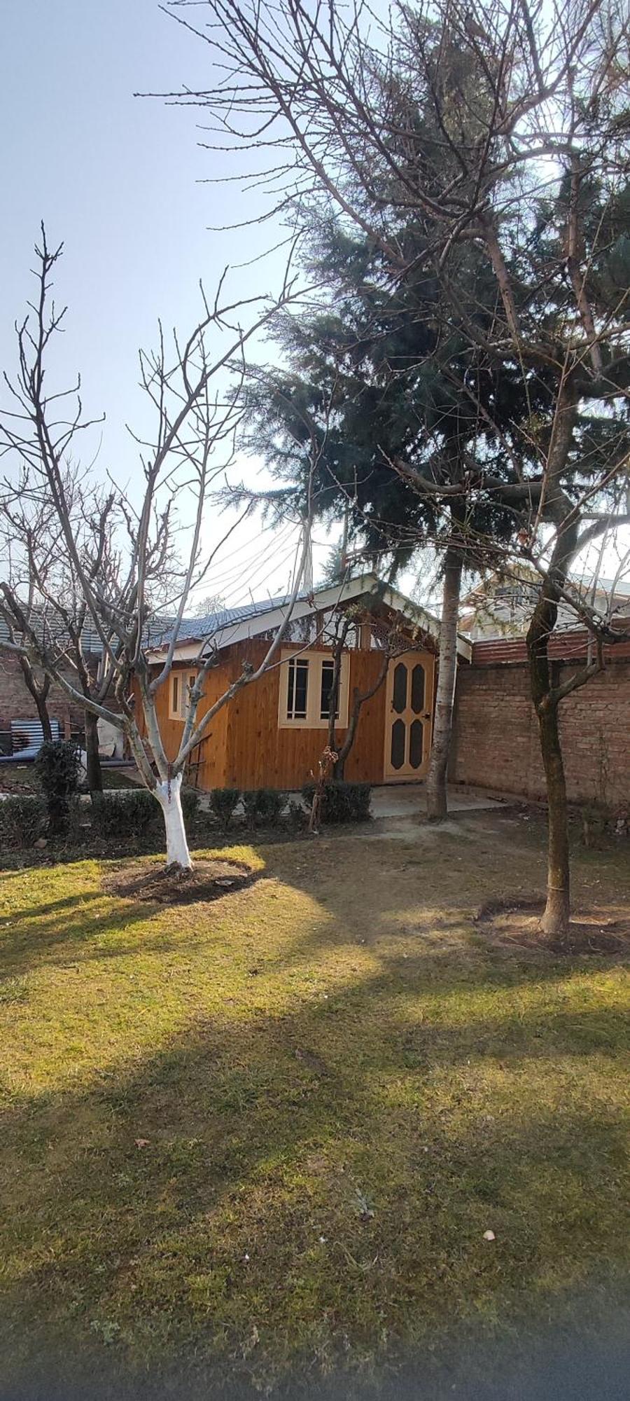 The Clover Inn Srīnagar 外观 照片