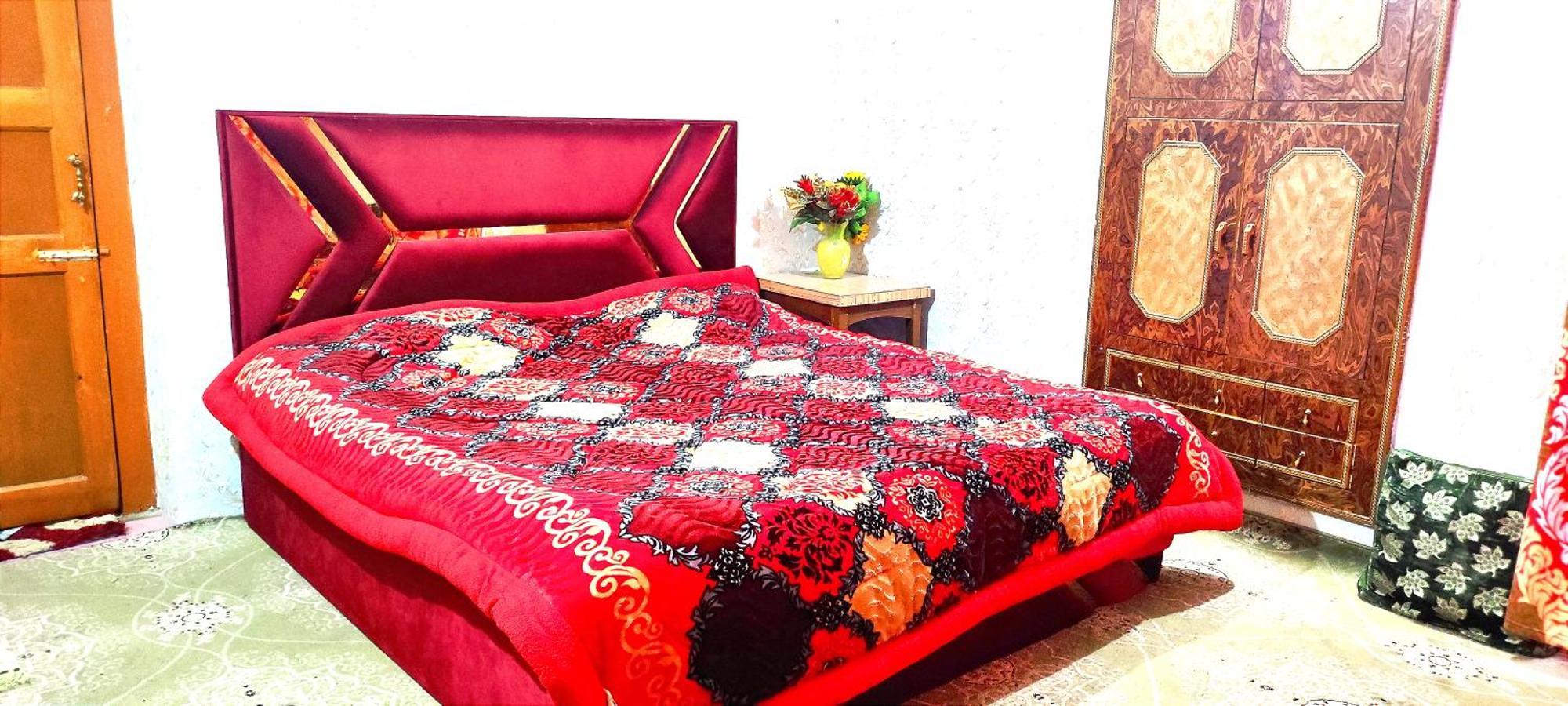 The Clover Inn Srīnagar 客房 照片